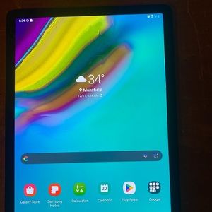 Like new tablet good for work or just to play games good quality